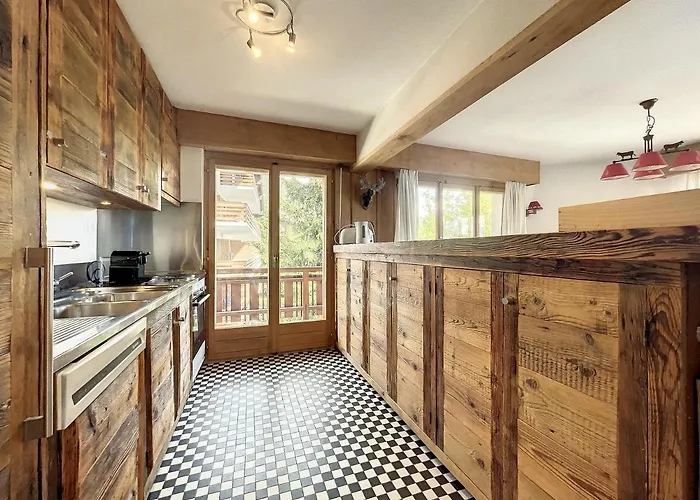 Romaine 115/3 公寓 *